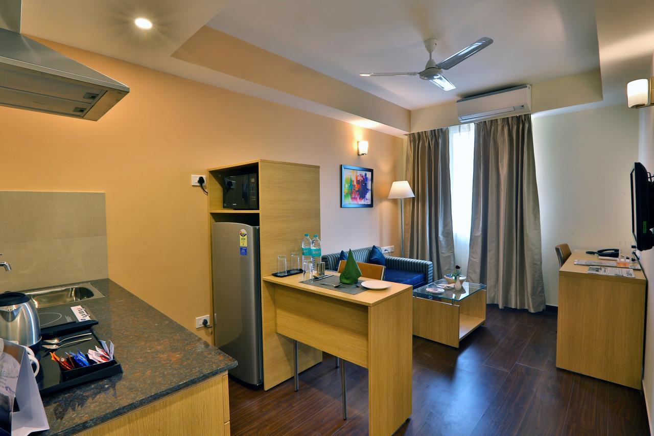 Starlit Suites Neemrana Exteriör bild